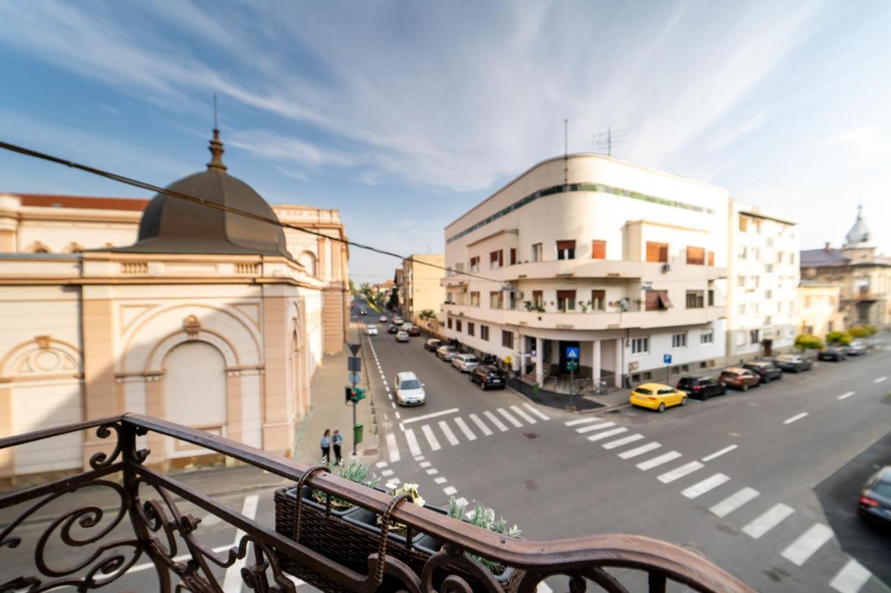 Picasso Boutique Hotel Arad Exterior foto